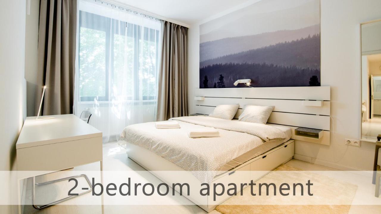 White Apartments With Ac By Kovee Bratislava Bagian luar foto